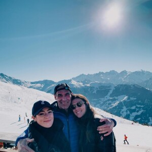 Mike Horn : ses deux ravissantes filles Annika et Jessica ressemblent à leur défunte maman