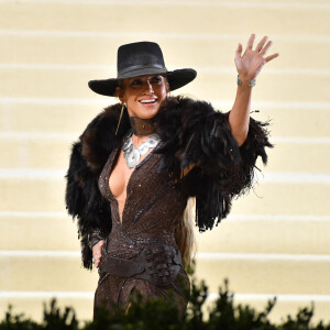 Jennifer Lopez - Soirée du Met Gala (Met Ball) 2021 "Celebrating In America: A Lexicon Of Fashion" au Metropolitan Museum of Art à New York, le 13 septembre 2021. 