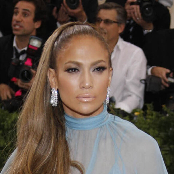 Jennifer Lopez - Les célébrités arrivent au MET 2017 Costume Institute Gala sur le thème de "Rei Kawakubo/Comme des Garçons: Art Of The In-Between" à New York, le 1er mai 2017 