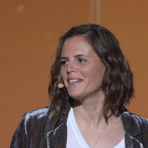 Jérémy Frérot, Laure Manaudou - Enregistrement de l'émission "La Chanson secrète 11" à Paris, diffusée le 24 juin sur TF1. Le 18 janvier 2022 © Cyril Moreau / Bestimage 