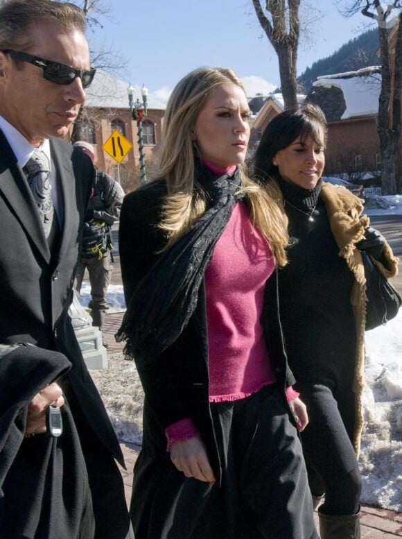 Charlie Sheen au tribunal d'Aspen le 8 février, son épouse Brooke Mueller était présente à l'audience !