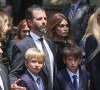 Donald Trump Jr., Kimberly Guilfoyle, Vanessa Trump, et leurs enfants - Obsèques de Ivana Trump en l'église St Vincent Ferrer à New York. Le 20 juillet 2022