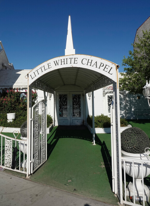 Illustration - Jennifer Lopez et Ben Affleck se sont mariés dans la " Little White Chapel" à Las Vegas le 17 juillet 2022.
