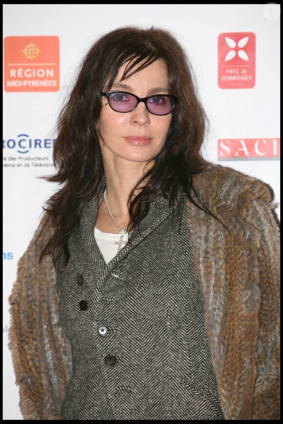 La ravissante Anne Parillaud à l'occasion de la douzième édition du festival de Luchon, le 4 février 2010.