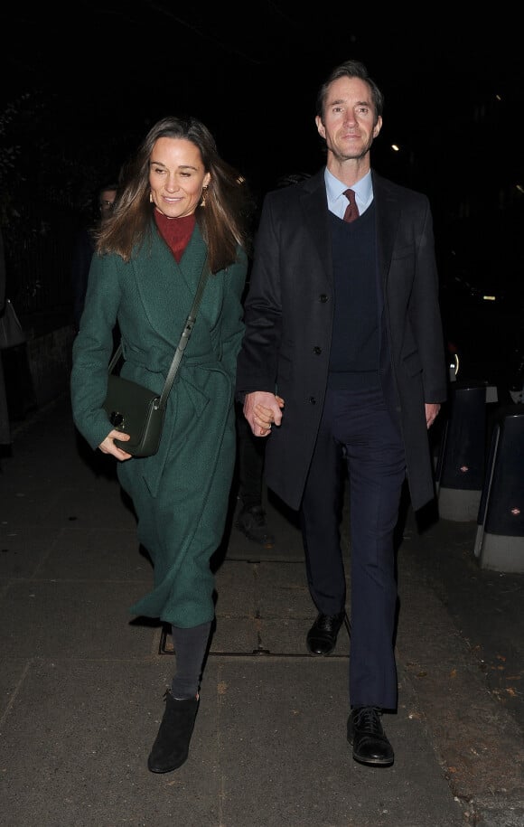 Pippa Middleton et son mari James Matthews se rendent à l'église St-Luke à Londres, le 4 décembre 2019. 