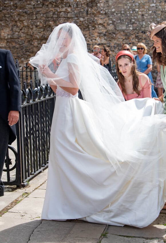Lady Tatiana Mountbatten - Les invités arrivent au mariage de Lady Tatiana Mountbatten et Alick Dru à la cathédrale de Winchester. Lady Tatiana Mountbattent est une cousine éloignée de la reine Elisabeth II d'Angleterre. 