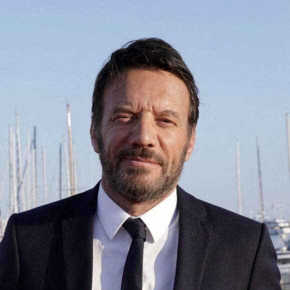 Semi-Exclusif - Samuel Le Bihan sur le plateau de l'émission "Spéciale Cannes", présentée par D.Burki et diffusée sur Culture Box le 19 mai 2022 © Jacques Bensoussan / Bestimage