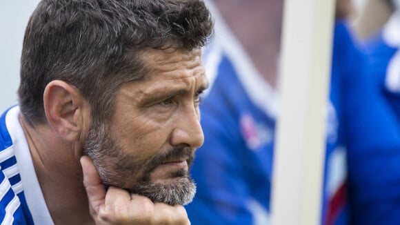 Bixente Lizarazu en vacances avec son séduisant frère Peyo, un duo très sportif !