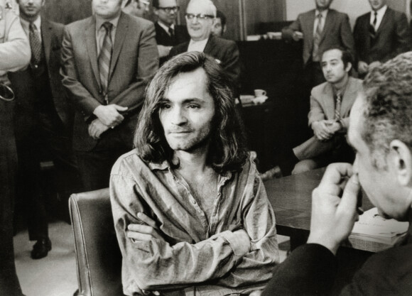 Photo de Charles Manson dans le tribunal de Santa Monica en 1970
