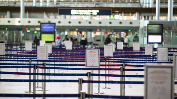 Aéroport de Roissy : un homme armé d'un couteau tué par la police