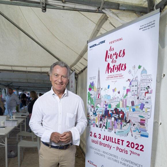 Exclusif - William Leymergie - Festival des Livres et des Artistes organisé par l'association "Lecture pour Tous" engagée dans la lutte contre l'illettrisme au Mail Branly à Paris le 2 juillet 2022. © Pierre Perusseau / Jack Tribeca / Bestimage 