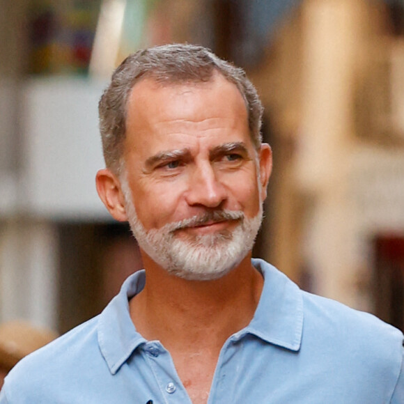 Le roi Felipe VI d'Espagne - La famille royale d'Espagne lors d'une balade dans le centre de Palma, loin du protocole le 10 août 2022. 