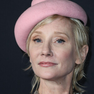 Anne Heche à la première du film "The Unforgivable" à Paris, le 30 novembre 2021. 