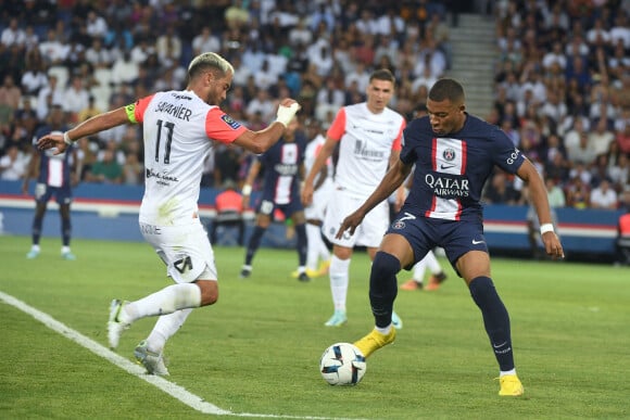 Kylian Mbappé - Le PSG bat Montpellier au Parc des Princes 5-2 lors de la 2ème journée de Ligue 1 à Paris le 13 août 2022 . © Giancarlo Gorassini / Bestimage 