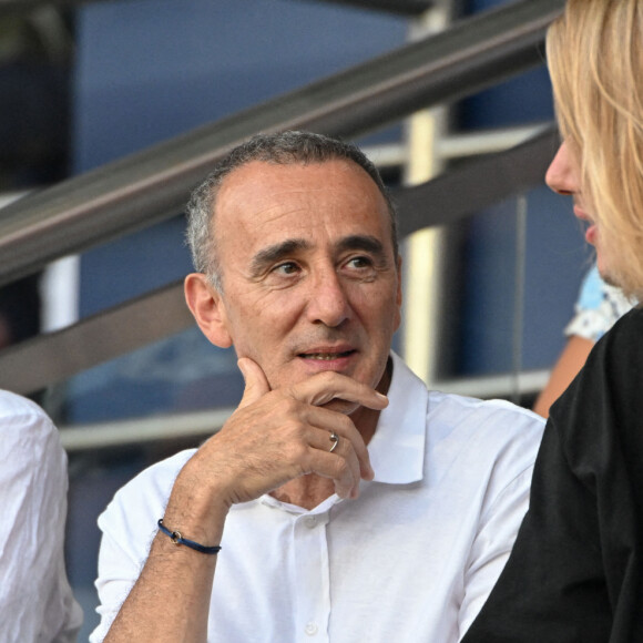 Paul Mirabel, Elie Semoun - Célébrités au Match de football en ligue 1 Uber Eats PSG - Montpellier (5-2) au Parc des Princes à Paris, France le 13 Août 2022. © Lionel Urman / Panoramic / Bestimage