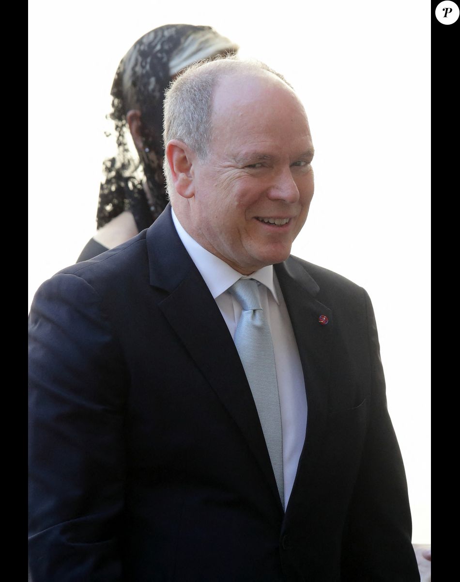 Le prince Albert II de Monaco et la princesse Charlène de Monaco arrivent au Vatican pour un entretien privé avec le pape François, le 20 juillet 2022. © Evandro Inetti/Zuma Press/Bestimage