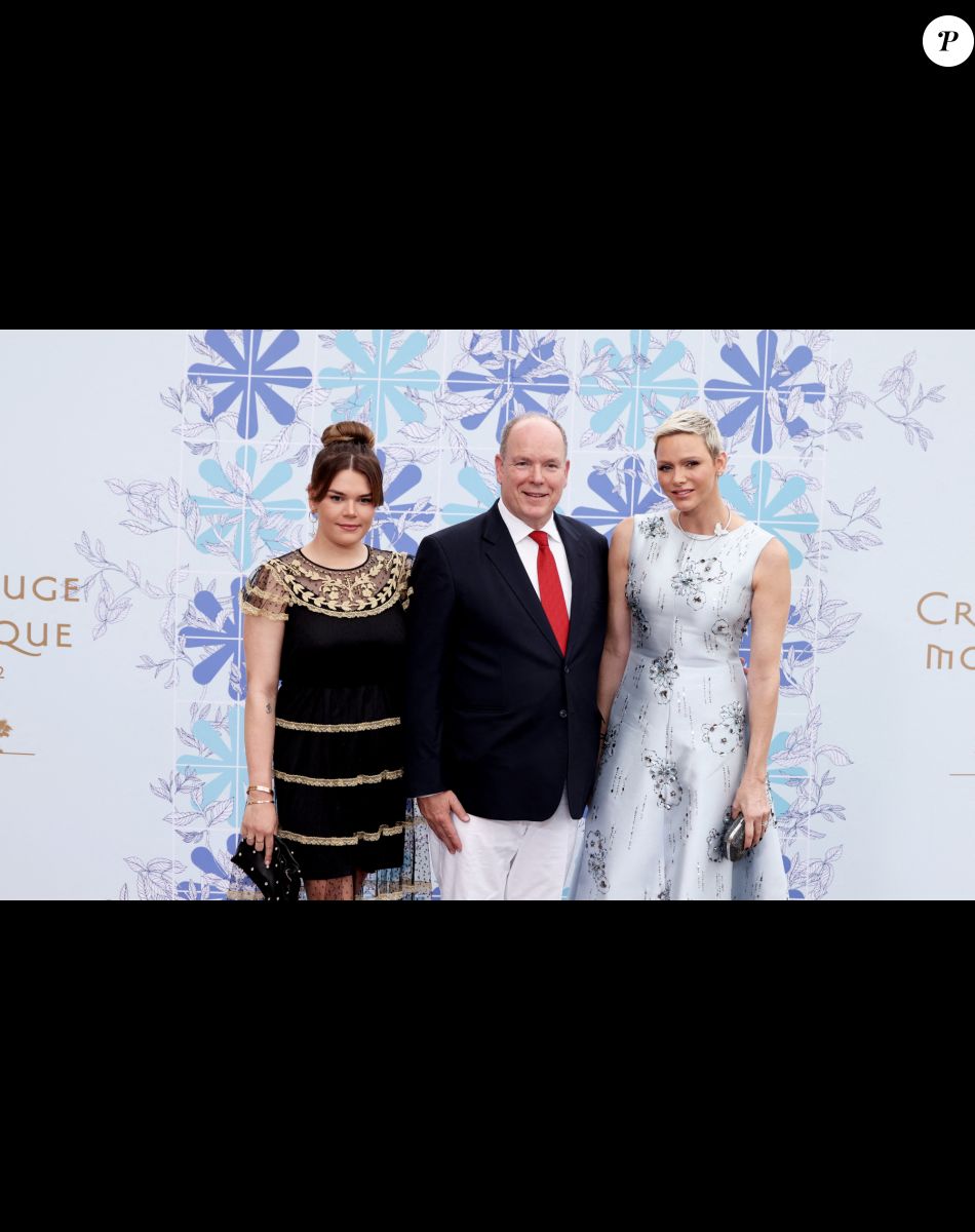 Camille Gottlieb, le prince Albert II de Monaco, la princesse Charlène de Monaco - 73ème Gala de la Croix-Rouge Monégasque qui avait lieu pour la première fois sur les Terrasses du Soleil, entre la façade magistrale de l'Opéra Garnier Monte-Carlo et la mer Méditerrannée à Monaco le 18 juillet 2022. © Dominique Jacovides/Bestimage