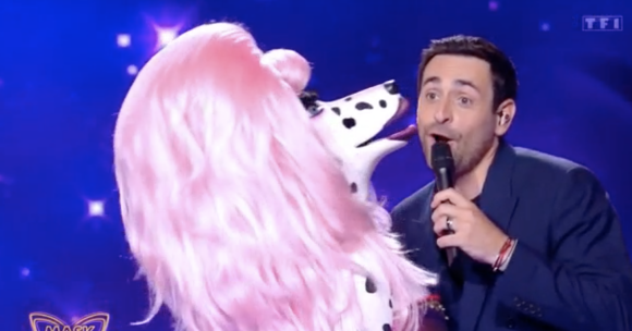 Le dalmatien drag-queen dans "Mask Singer" sur TF1 - Émission du 23 août 2022
