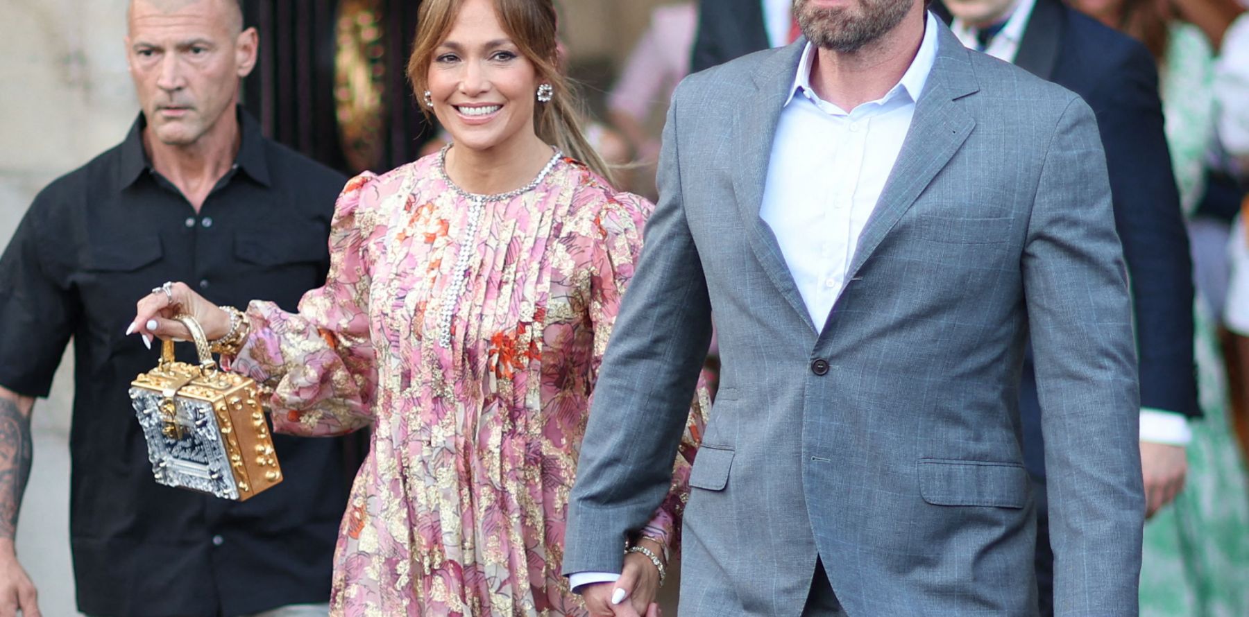 Jennifer Lopez dévoile une sublime photo de sa tenue lors de son