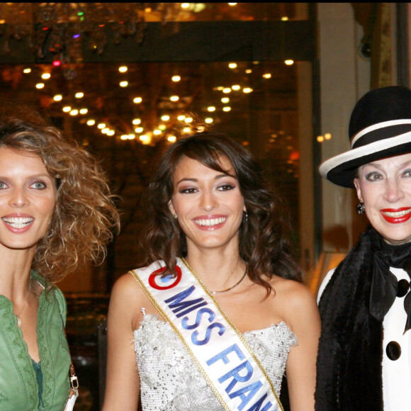 Sylvie Tellier, Rachel Legrain-Trapani, Geneviève de Fontenay - Soirée des Best 2006 à Paris