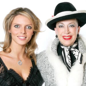 Sylvie Tellier et Geneviève de Fontenay en studio © Guillaume Gaffiot /Bestimage