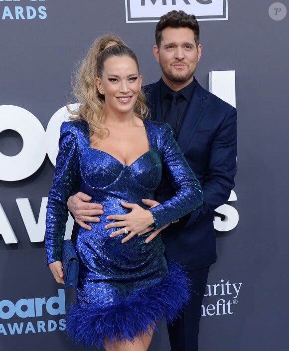 Michael Buble et Luisana Lopilato au photocall de la soirée des "Billboard Music Awards 2022" à Las Vegas, le 15 mai 2022. 