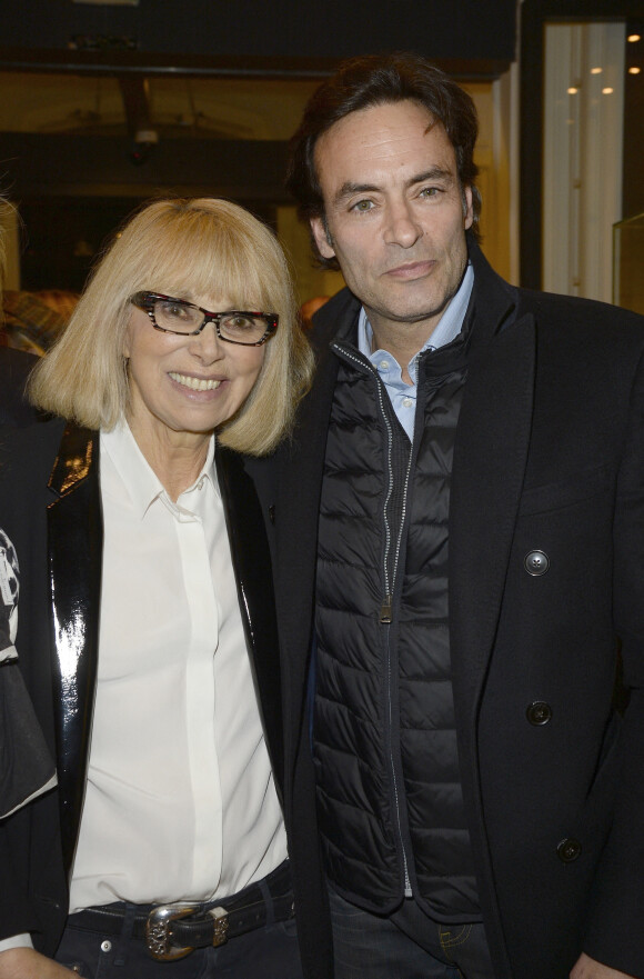 Mireille Darc et Anthony Delon - Vernissage de l'exposition des photographies de Mireille Darc chez Artcurial à Paris le 21 janvier 2016. © Coadic Guirec/Bestimage