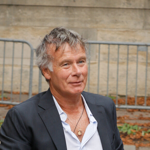 Franck Dubosc - Arrivées à l'enregistrement de l'émission "Vivement Dimanche" au Studio Gabriel à Paris, France, le 23 août 2022, qui sera diffusée le 28 août sur France 3. © Christophe Clovis/Bestimage 