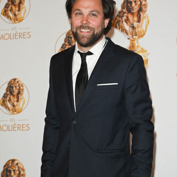 Arthur Jugnot au photocall de la 33ème cérémonie des Molières aux Folies Bergère à Paris le 30 mai 2022. © Coadic Guirec / Bestimage 