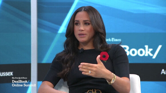 Meghan Markle sur le plateau de l'émission "Minding the Gap" à Los Angeles, le 9 novembre 2021.