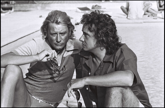Johnny Hallyday et Michel Sardou à Saint-Tropez.