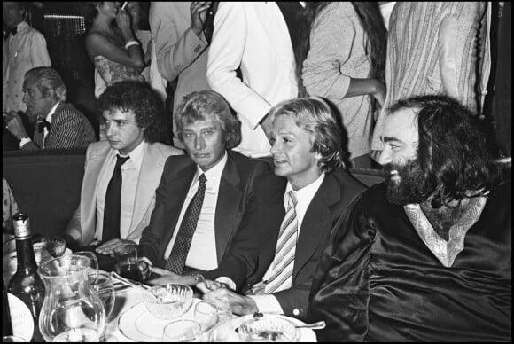 Michel Sardou et Johnny Hallyday à Paris.