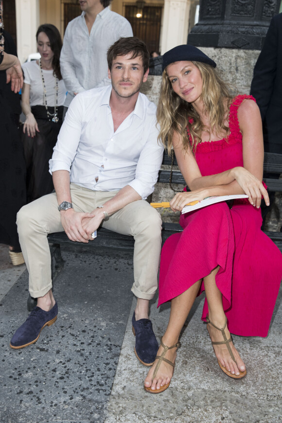 Gaspard Ulliel et Gisele Bündchen - People au defilé Croisière Chanel à La Havane à Cuba, le 3 mai 2016. © Olivier Borde/Bestimage 