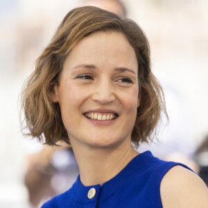 Vicky Krieps au photocall de "Plus Que Jamais (more than ever)" lors du 75ème Festival International du Film de Cannes. © Cyril Moreau/Bestimage 