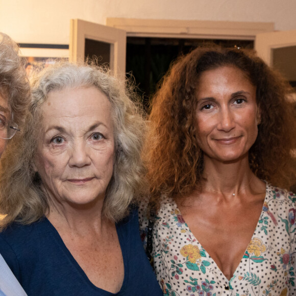 Jacqueline Franjou, Catherine Hiegel avec sa fille Coline Berry lors de la représentation de la pièce "Le lien" lors du Festival de Ramatuelle, France, le 7 août 2019. © Cyril Bruneau/Festival de Ramatuelle/Bestimage