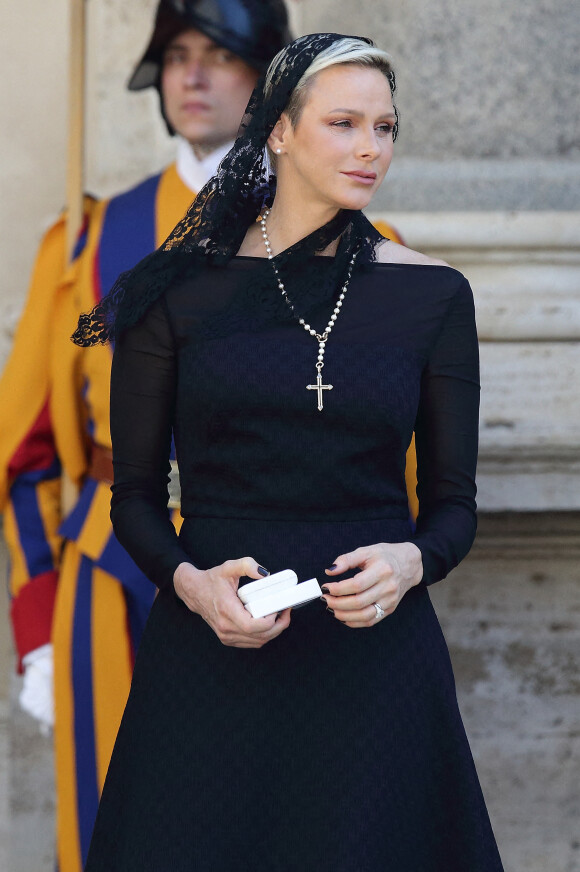 La princesse Charlène de Monaco arrivent au Vatican pour un entretien privé avec le pape François, le 20 juillet 2022. © Evandro Inetti/Zuma Press/Bestimage 