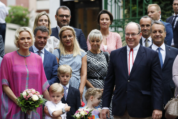 La princesse Charlene de Monaco, le prince héréditaire Jacques, la princesse Gabriella et le prince Albert II de Monaco durant le traditionnel Pique-nique des monégasques au parc princesse Antoinette à Monaco le 6 septembre 2019. © Claudia Albuquerque/Bestimage 