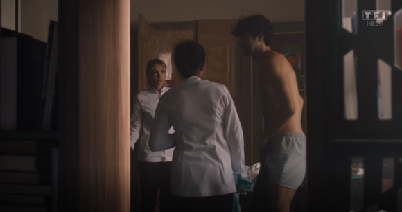 Une scène de sexe diffusée dans "Ici tout commence" choque les internautes - TF1