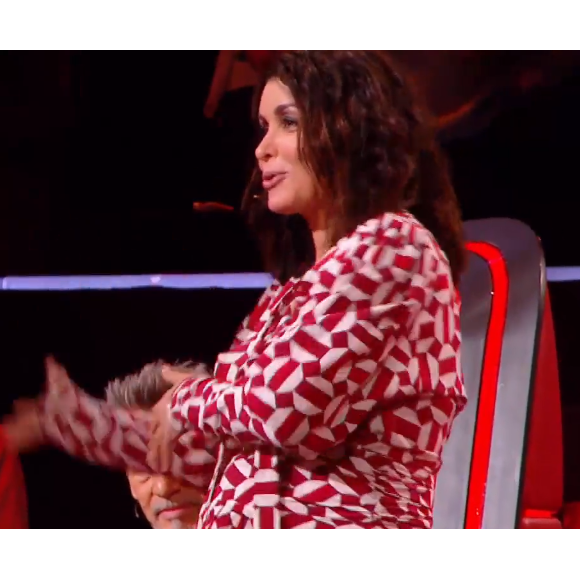 Jenifer (enceinte de son troisième enfant) lors du tournage de "The Voice All Stars" - TF1