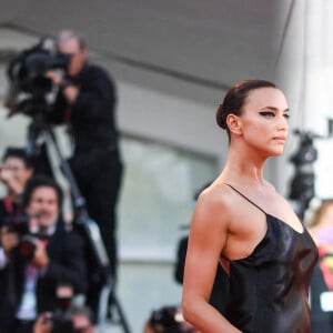 Irina Shayk - Red Carpet du film "L'Immensita" lors de la 79ème édition du festival international du film de Venise, la Mostra le 4 septembre 2022.