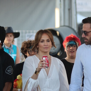 Ben Affleck et sa femme Jennifer Affleck (Lopez) accompagnée de ses enfants Emme et Maximilian, au parc d'attractions éphémère "Malibu Chili Cook-Off" à Los Angeles, le 4 septembre 2022.