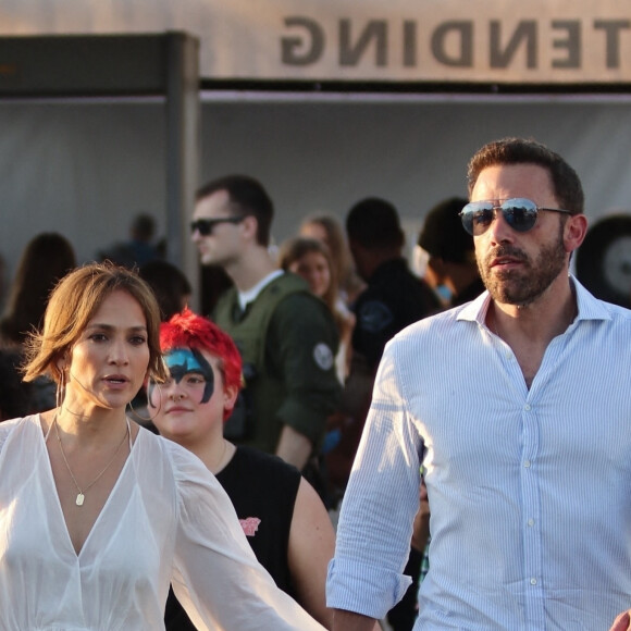 Ben Affleck et sa femme Jennifer Affleck (Lopez) accompagnée de ses enfants Emme et Maximilian, au parc d'attractions éphémère "Malibu Chili Cook-Off" à Los Angeles, le 4 septembre 2022.