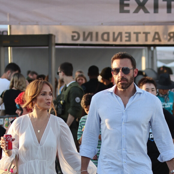 Ben Affleck et sa femme Jennifer Affleck (Lopez) accompagnée de ses enfants Emme et Maximilian, au parc d'attractions éphémère "Malibu Chili Cook-Off" à Los Angeles, le 4 septembre 2022.