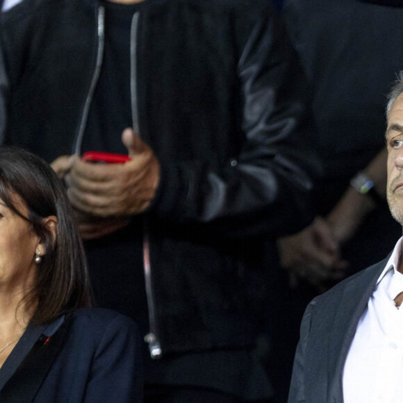 Anne Hidalgo et Nicolas Sarkozy - People assistent au match aller de la Ligue des Champions entre le Paris Saint-Germain contre la Juventus (2-1) au Parc des Princes à Paris le 6 septembre 2022.