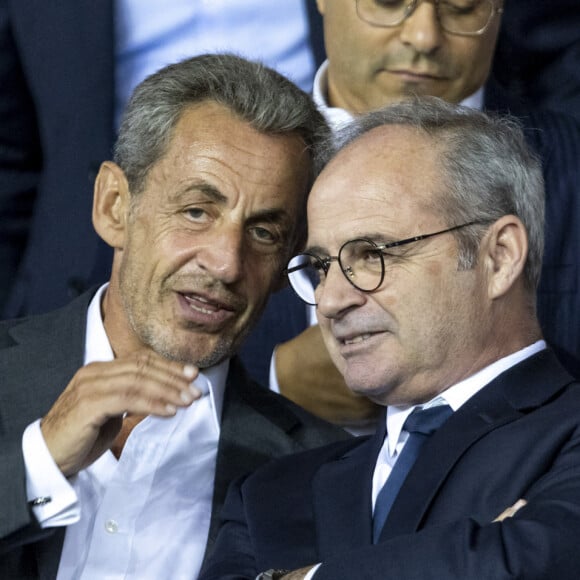 Nicolas Sarkozy, Luis Campos - People assistent au match aller de la Ligue des Champions entre le Paris Saint-Germain contre la Juventus (2-1) au Parc des Princes à Paris le 6 septembre 2022.