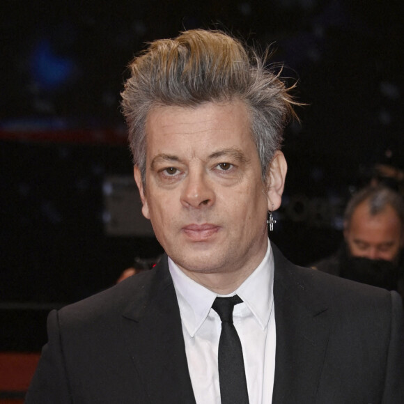 Benjamin Biolay (habillé par Celine) - Red Carpet pour la première du film "La Ligne" lors du 72ème festival international du film de Berlin le 11 février 2022. © Future-Image via ZUMA Press / Bestimage 