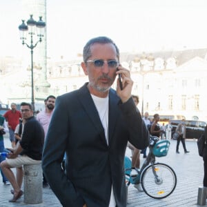 Gad Elmaleh - Arrivées au défilé de mode Haute-Couture automne-hiver 2022-2023 "Giambattista Valli" à Paris, France, le 4 juillet 2022. © Veeren / Christophe Clovis / Bestimage 