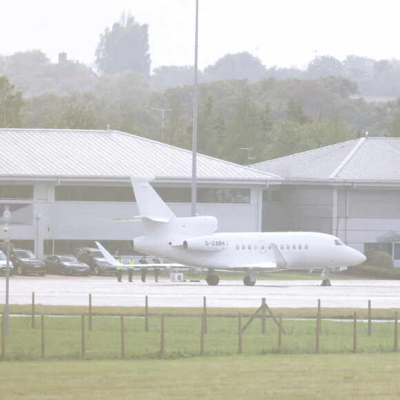 Des membres de la famille royale quittent la RAF Northolt dans l'ouest de Londres à la suite de l'annonce de l'état de santé de La reine Elisabeth II d'Angleterre, le 8 septembre 2022.