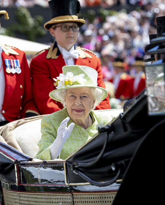 La reine Elizabeth II - La famille royale d'Angleterre lors du Royal Ascot.