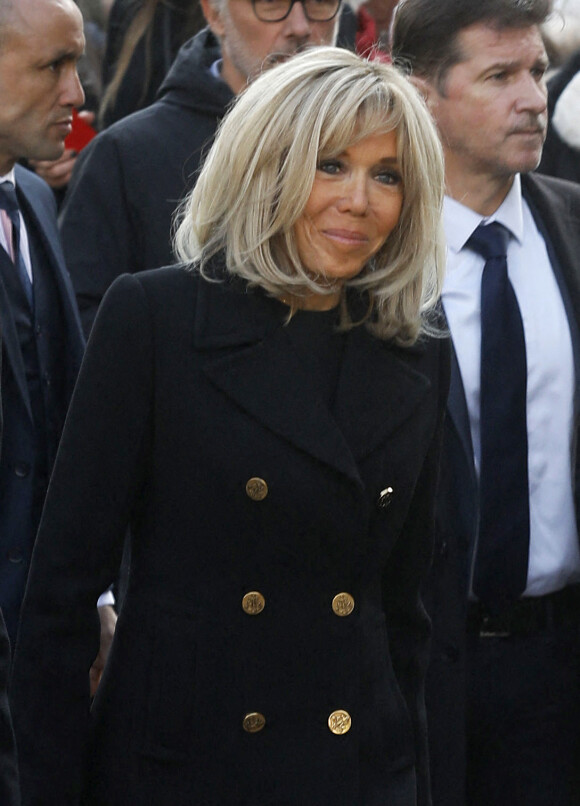 Brigitte Macron - Obsèques de Jean-Pierre Pernaut en la Basilique Sainte-Clotilde à Paris le 9 mars 2022.